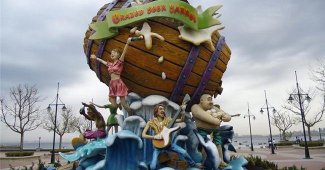 烟台海昌渔人码头-广场雕塑
